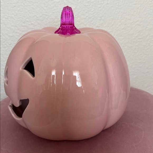Pink jack-o’-lantern - Picture 2 of 6